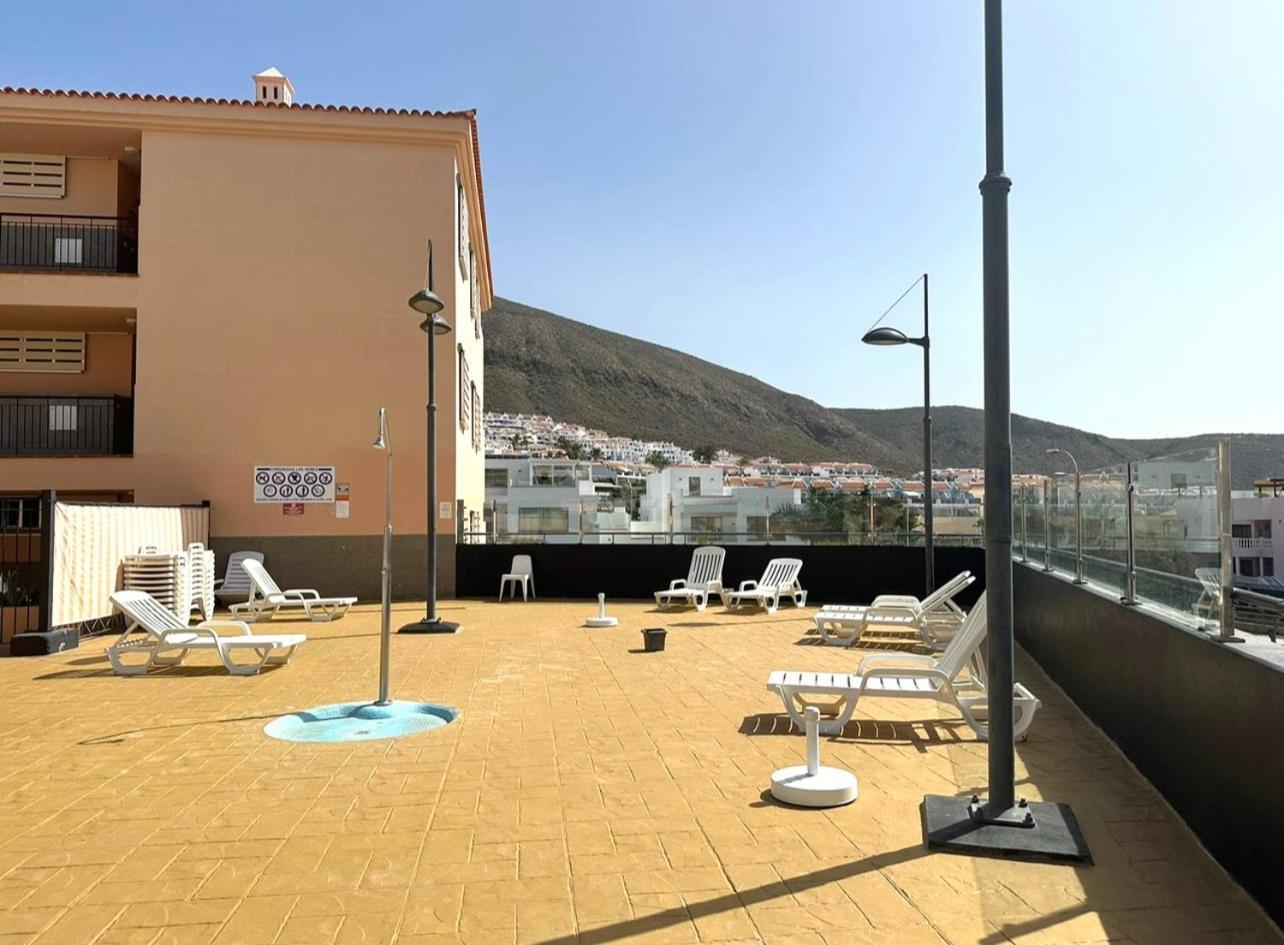 Ferienwohnung Los Cristianos Piscina Y Terraza Exterior foto